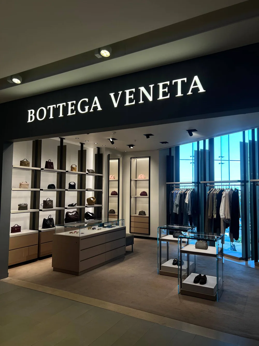 Бутик Bottega Veneta